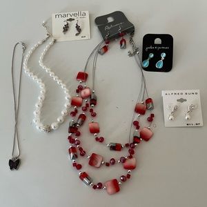 Assorted Costume Jewellery